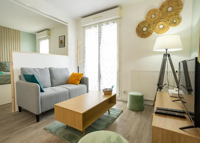 Le Zephyr - Charme Urbain & Confort *